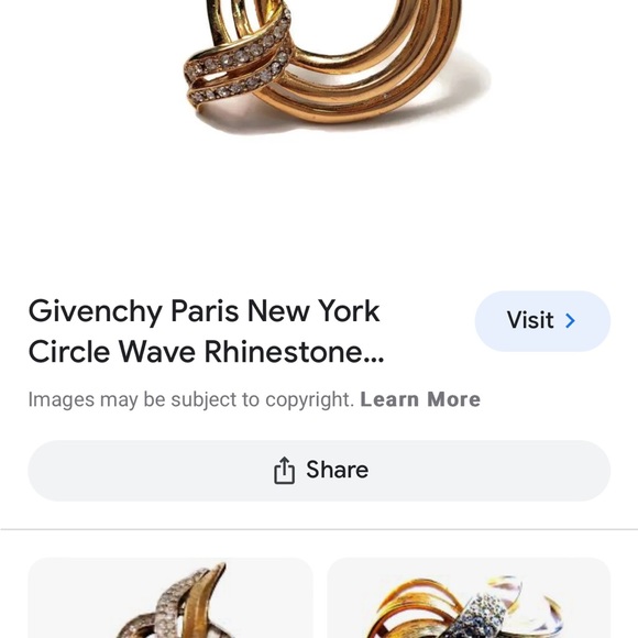 GIVENCHY Paris brooch mint condition - Picture 3 of 3